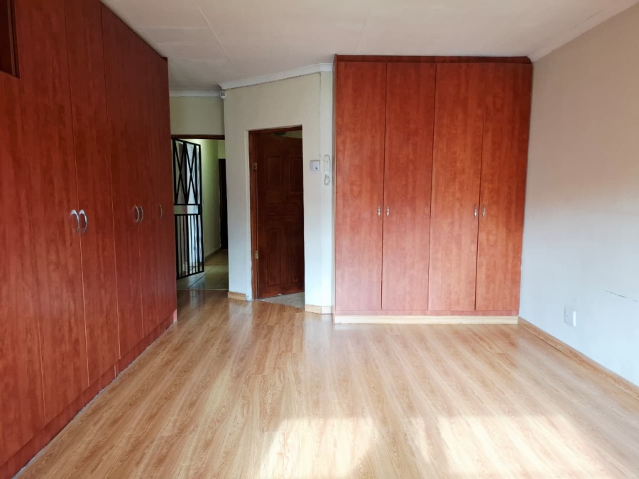 6 Bedroom Property for Sale in Universitas Free State